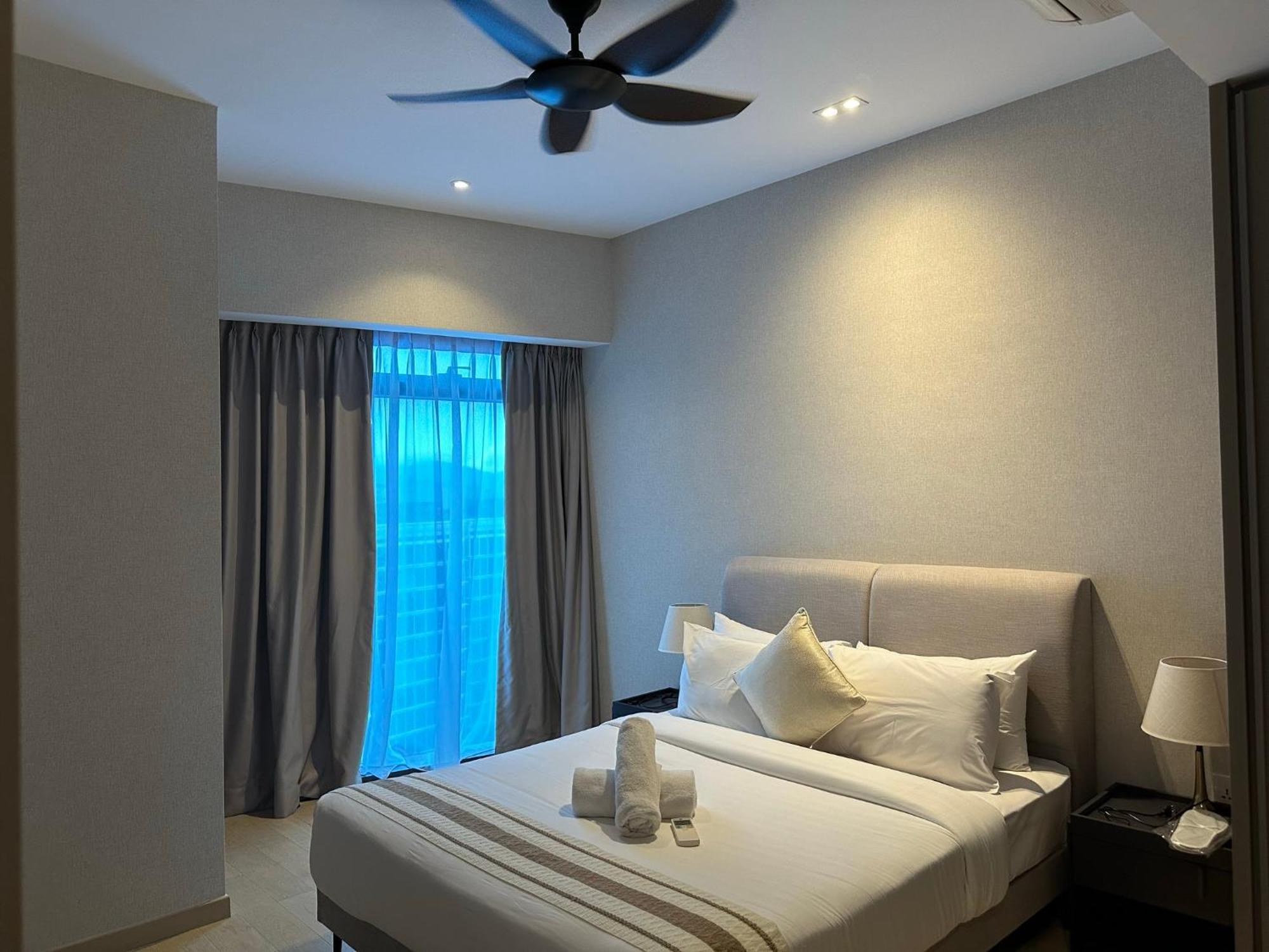 Eaton Service Apartment At Klcc Kuala Lumpur Exterior photo